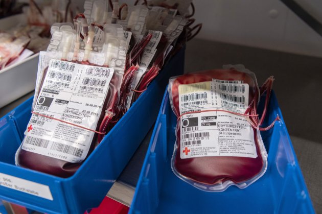 Росія постачає запаси крові для військових біля кордону з Україною — Reuters
