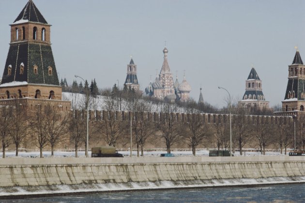 У Кремлі заявили, що НАТО здійснює «вторгнення в Україну», тому РФ залишить війська на кордоні
