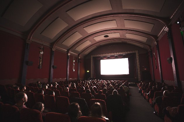 На шведському кінофестивалі влаштують масовий сеанс гіпнозу для глядачів