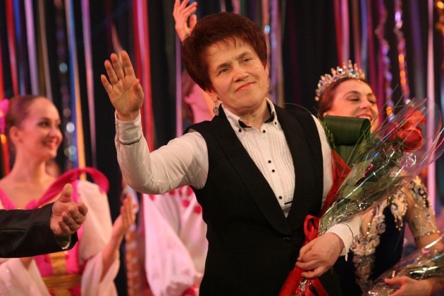 ЗМІ повідомили, що померла Людмила Янукович. Її «наколоті апельсинки» і «Батя, я стараюсь!» стали мемами (відео, оновлено)