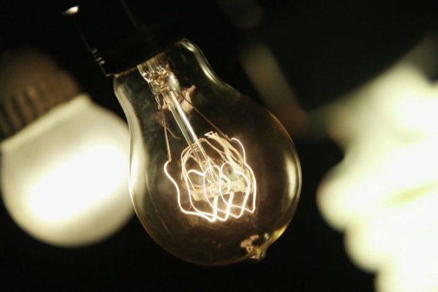 Графіки відключення світла в Україні 22 січня: де та коли не буде електрики
