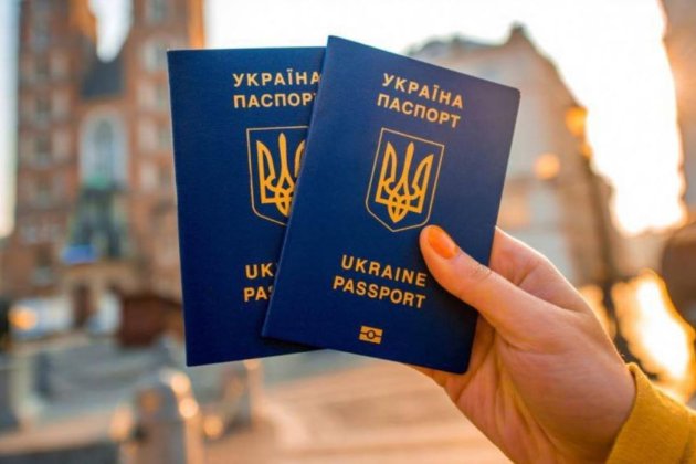 Україна посіла 36-е місце у рейтингу «привабливості» паспортів — Henley Passport