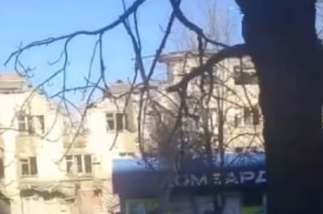 Росіяни заявили, що українці обстріляли військову комендатуру у Василівці (відео)