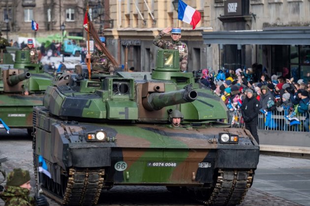Франція може передати Україні танки Leclerc, щоб заохотити Німеччину — ЗМІ