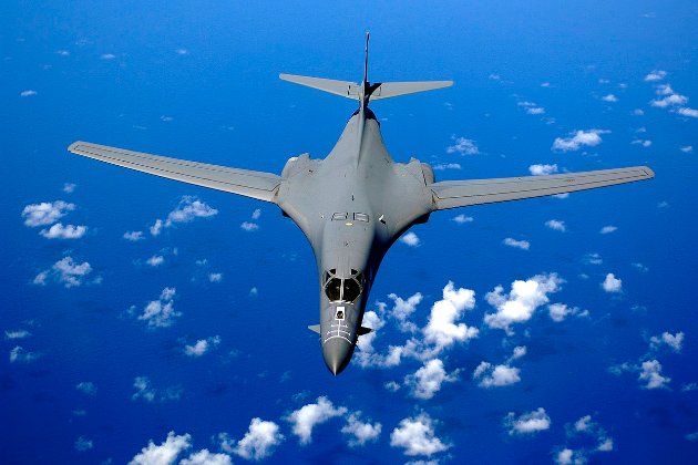 У США розбився надзвуковий бомбардувальник B-1 Lancer. Екіпаж вижив