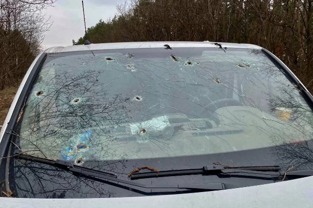 На Чернігівщині ворожа ДРГ розстріляла авто: загинув чоловік