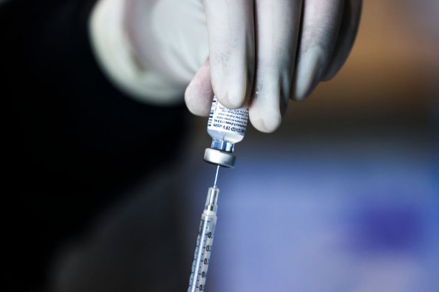 В ЮНІСЕФ розповіли, коли в Україна отримає вакцини Pfizer 