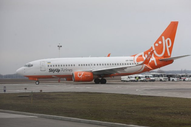 Пасажирка скандального рейсу SkyUp розповіла, як пережила переліт із Занзібару до Києва