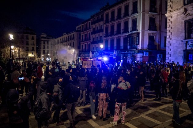 Від соціальних лозунгів до грабунків і підпалів. У Барселоні вимагають звільнити ув’язненого репера