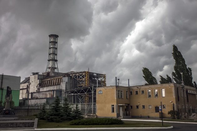 Окупанти захопили Чорнобильську АЕС, персонал у заручниках