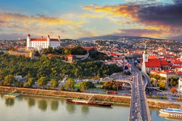 Словаччина спростила правила в’їзду для туристів. Що змінилося