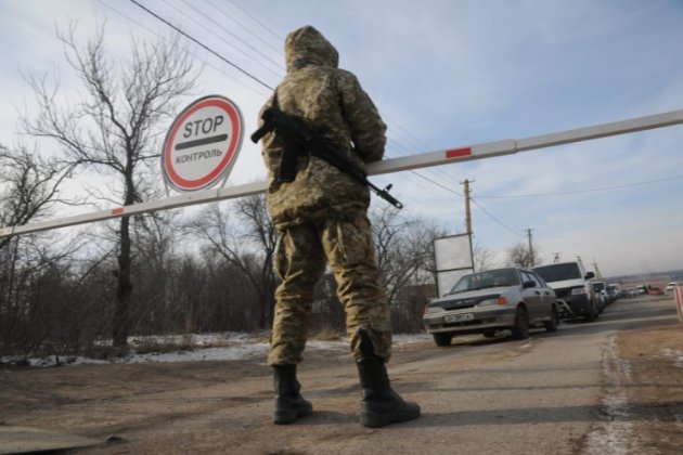 В Україні ввели надзвичайний стан з 24 лютого. Що він передбачає