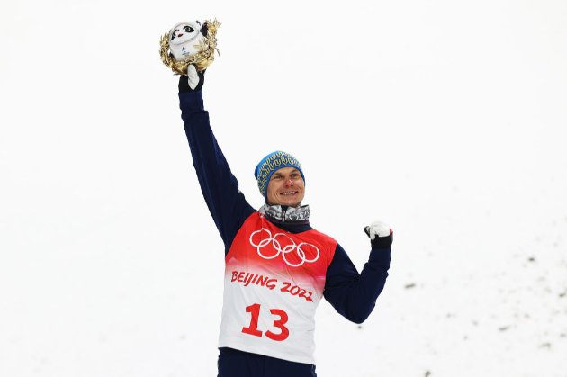 Первая медаль! На Олимпиаде-2022. Украинец Александр Абраменко завоевал «серебро» в лыжной акробатике (фото)