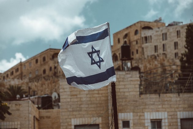 Ізраїль скасовує більшість карантинних обмежень — деталі