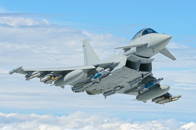 Eurofighter Typhoon: Воллес дав «чесну» відповідь, коли Україна може отримати винищувачі 