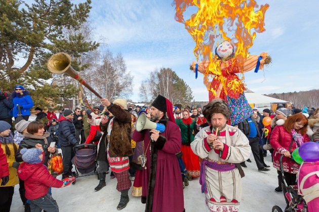 Масляна 2023: історії та традиції свята. А ще — в чому світоглядна відмінність святкування в росії та Україні