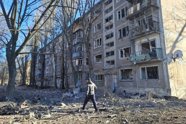 Окупанти обстріляли Часів Яр на Донеччині: є поранений та руйнування
