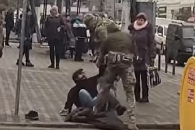 В ОК «Південь» прокоментували скандальне відео з врученням повістки в Одесі