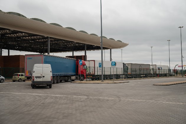 Мінвідновлення провело термінові переговори з Польщею через блокаду пасажирського транспорту