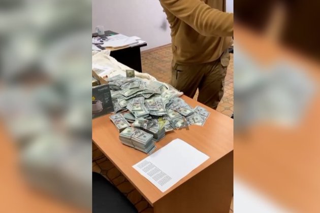 Під час обшуків у ексголови Чернігівської обласної ВЛК виявили майже $1 млн — ЗМІ (відео)