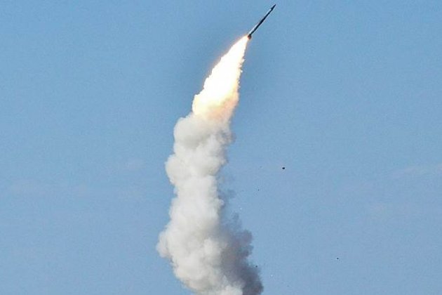 Росіяни вдарили по житлових будинках на Харківщині із С-300
