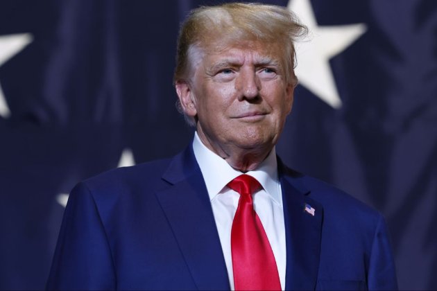 Трамп заявив, що Зеленському «необов'язково» бути присутнім на переговорах про Україну