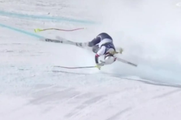 Зіркова Ліндсі Вонн жорстко впала під час гірськолижного спуску на Олімпійських іграх-2026 (відео)