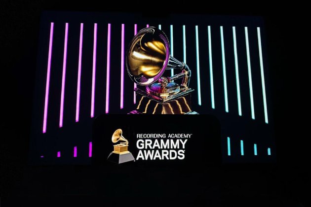 Головний приз «Греммі-2026» вперше взяв іспаномовний альбом: список переможців (відео)