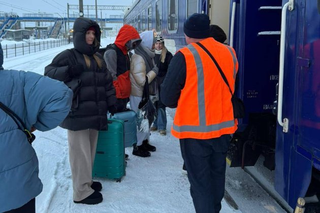 «Укрзалізниця» розповіла про рух поїздів на небезпечних ділянках Харківщини, Запоріжжя і Сумщини