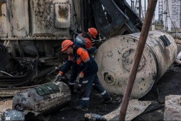 Уряд почав виплачувати по 20 тис. грн працівникам критичної інфраструктури