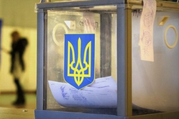 Зеленський 24 лютого оголосить дату президентських виборів і референдуму щодо мирної угоди — FT