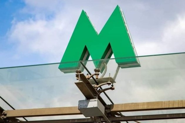 У метро Києва на «Теремках» обвалилась стеля: у КМДА назвали причину (відео)