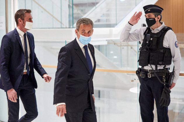 Експрезидент Франції Ніколя Саркозі отримав три роки тюрми