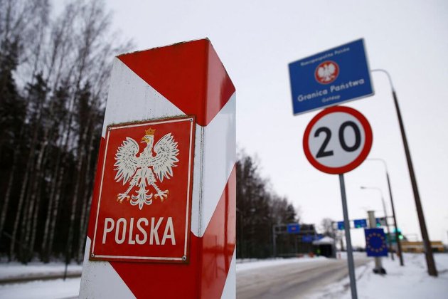 Відкликали співробітників посольства України у Польщі — займалися контрабандою