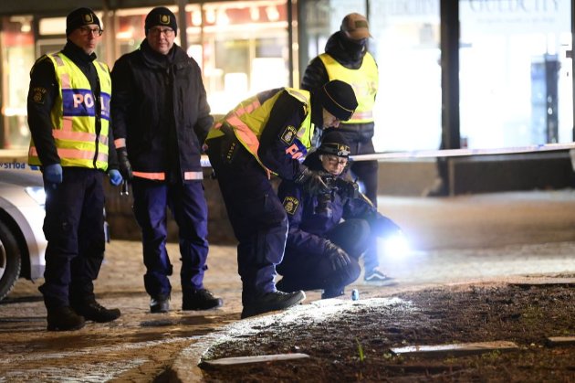 У Швеції чоловік напав із ножем на цивільних. Постраждали вісім осіб