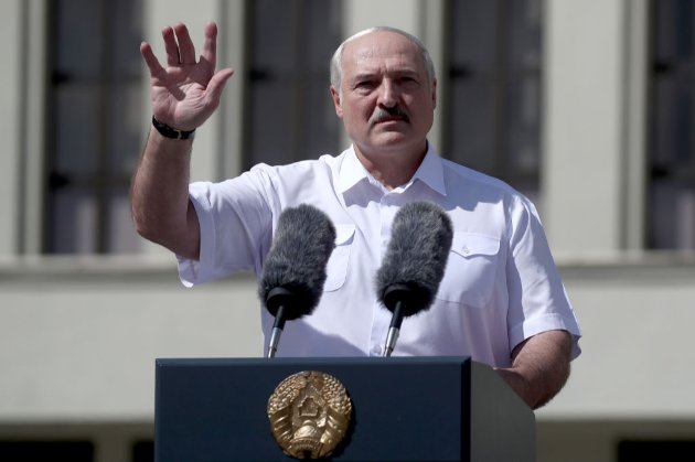 Лукашенко заявив, що Україна впала, а от Білорусь ще тримається