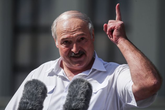 «Президент» Білорусі розповів про свій «палац»