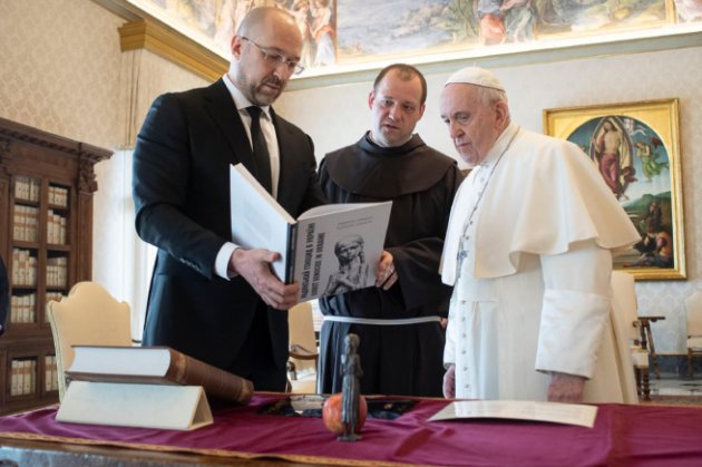 Прем’єр-міністр Шмигаль зустрівся з Папою Римським Франциском