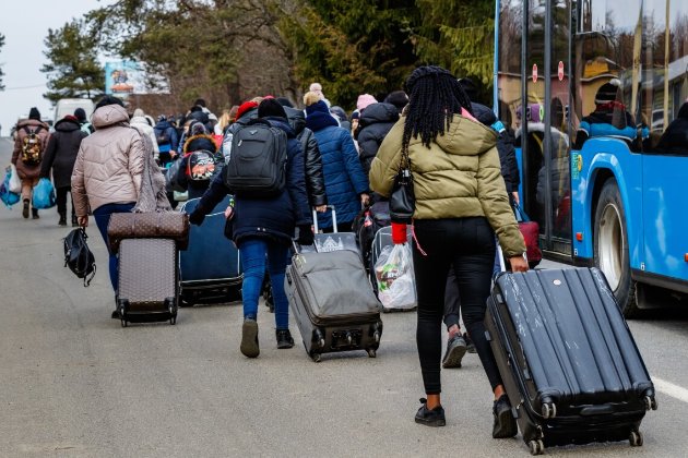 Варшава та Краків більше не можуть приймати біженців — Держприкордонслужба