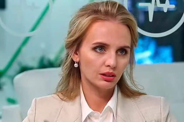 Розлучення та заморожена кар'єра. Журналісти з'ясували, що відбувається у житті старшої доньки путіна
