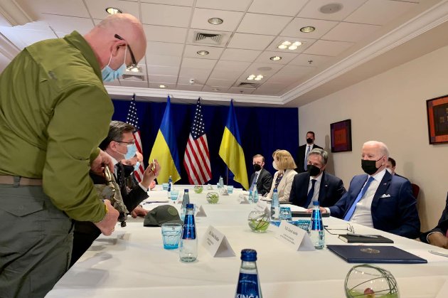 Дмитро Кулеба розповів, про що розмовляв із Байденом та Блінкеном у Польщі (відео)