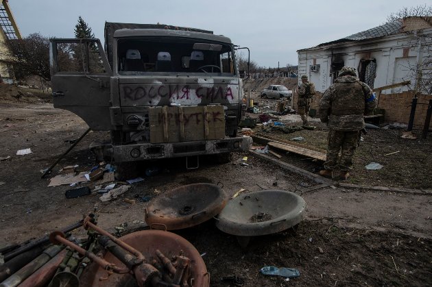 Проблеми з логістикою та низький бойових дух — британська розвідка про війська рф
