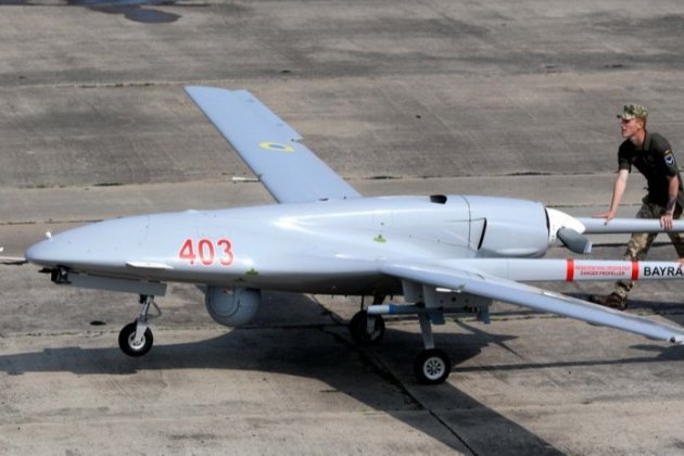 Нова маячня від міноборони рф: Україна хотіла розпилювати біологічну зброю за допомогою «Байрактарів» 