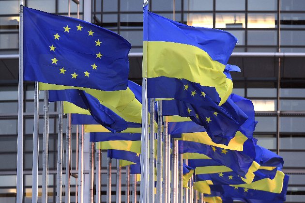 Саміт Євроради підтримав європейські прагнення України. Але без конкретики