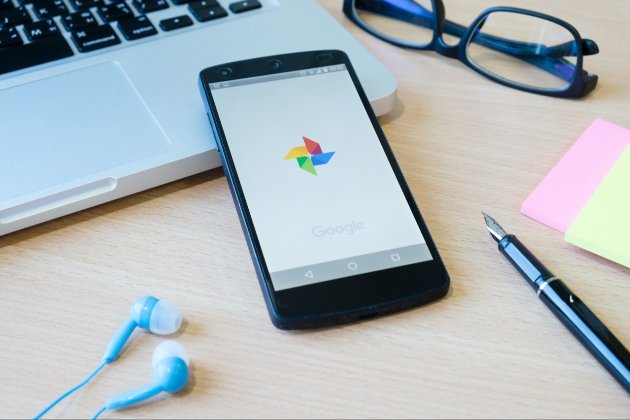 Google вбудує сповіщення про повітряні тривоги в Android