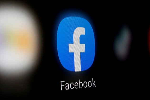 «Роскоснадзор» вирішив заблокувати Facebook у Росії