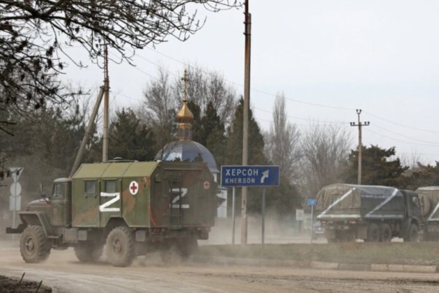 Очевидці пишуть про початок штурму Херсону (відео)