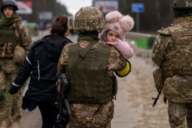 «На прохання Макрона» - у Кремлі заявили про готовність до зелених коридорів