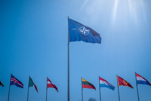 НАТО збереться на позачерговий саміт через вторгнення Росії в Україну