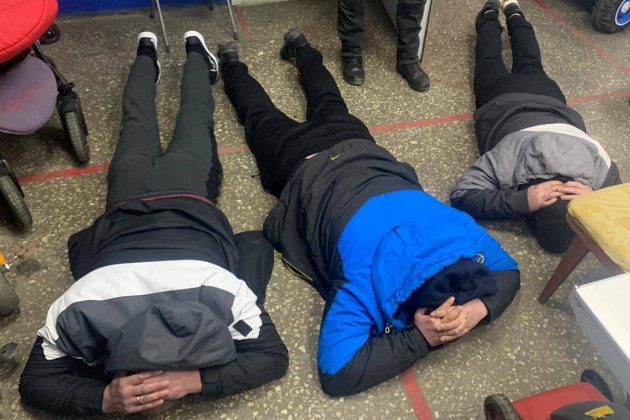 На кордоні з Молдовою затримали чоловіків, які намагались втекти з України